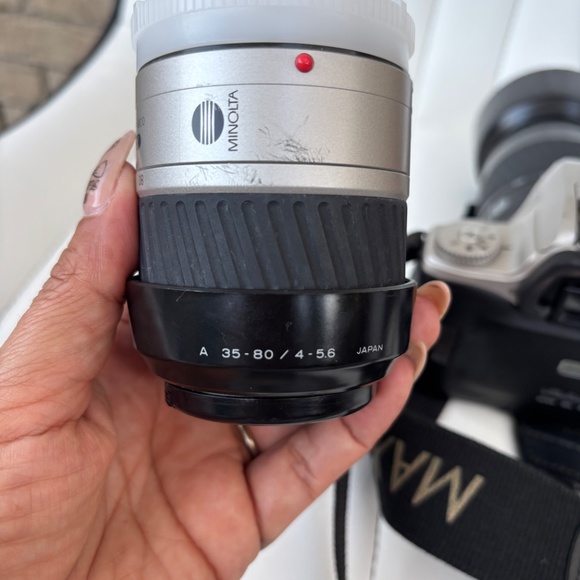 Vintage Minolta QTSI Maxxum 35 mm Film Camera with 70-210 & 35-80 AF Zoom Lens - Picture 14 of 17